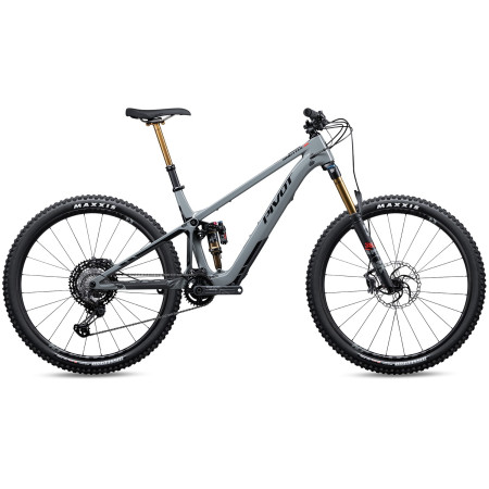 Pivot Shuttle Team MTB VAE completos