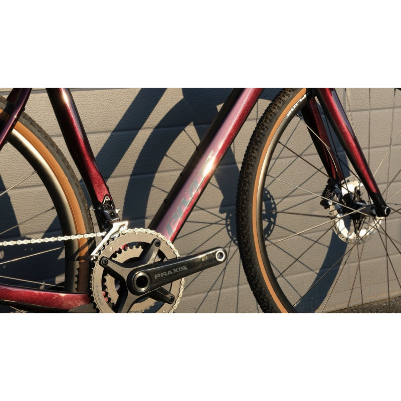 Pivot Gravel Vault Gen 3 M