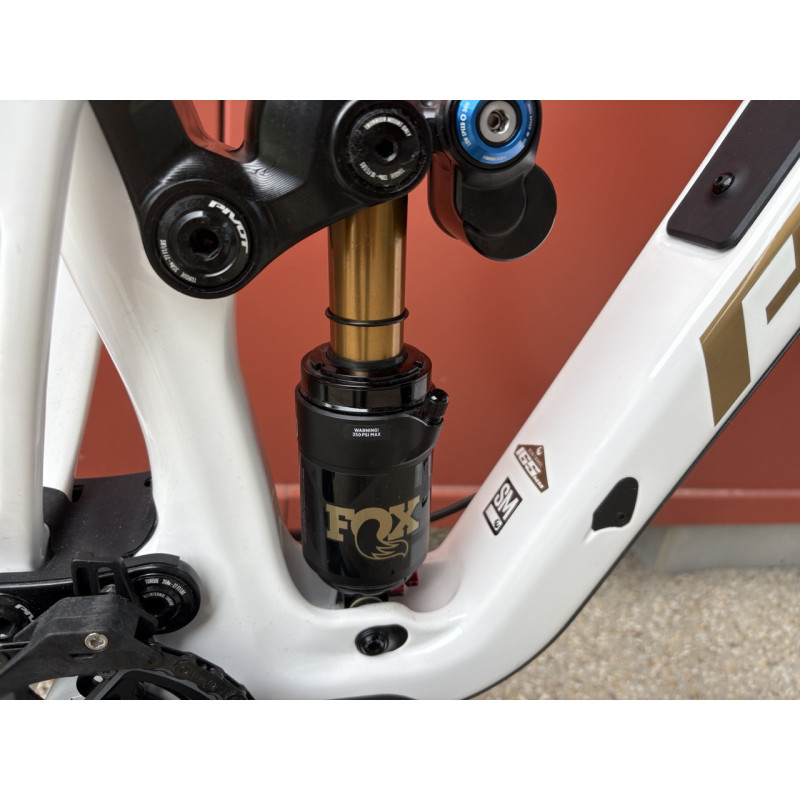 Pivot Firebird V3 White S