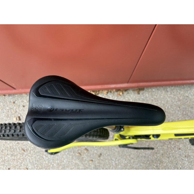 Pivot Firebird V3 Yolo M