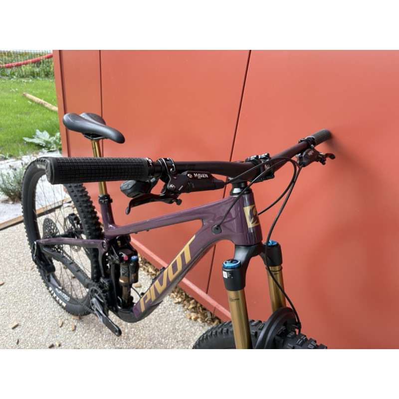 Occasion Pivot Phoenix Saint 2023 M