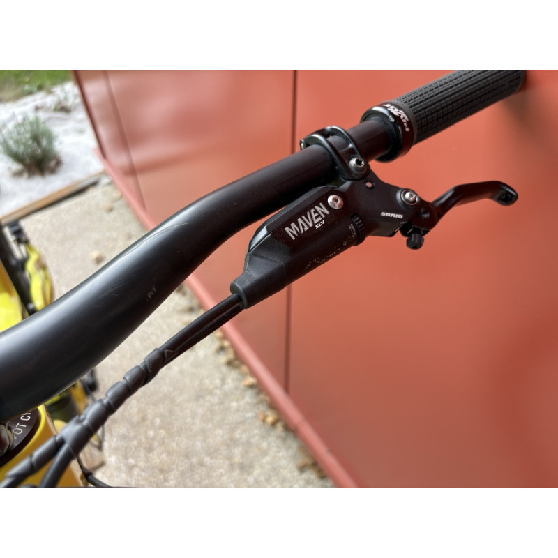 Pivot Firebird V3 Yolo M