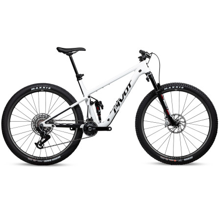 PIVOT Mach4 SL World Cup Stealth